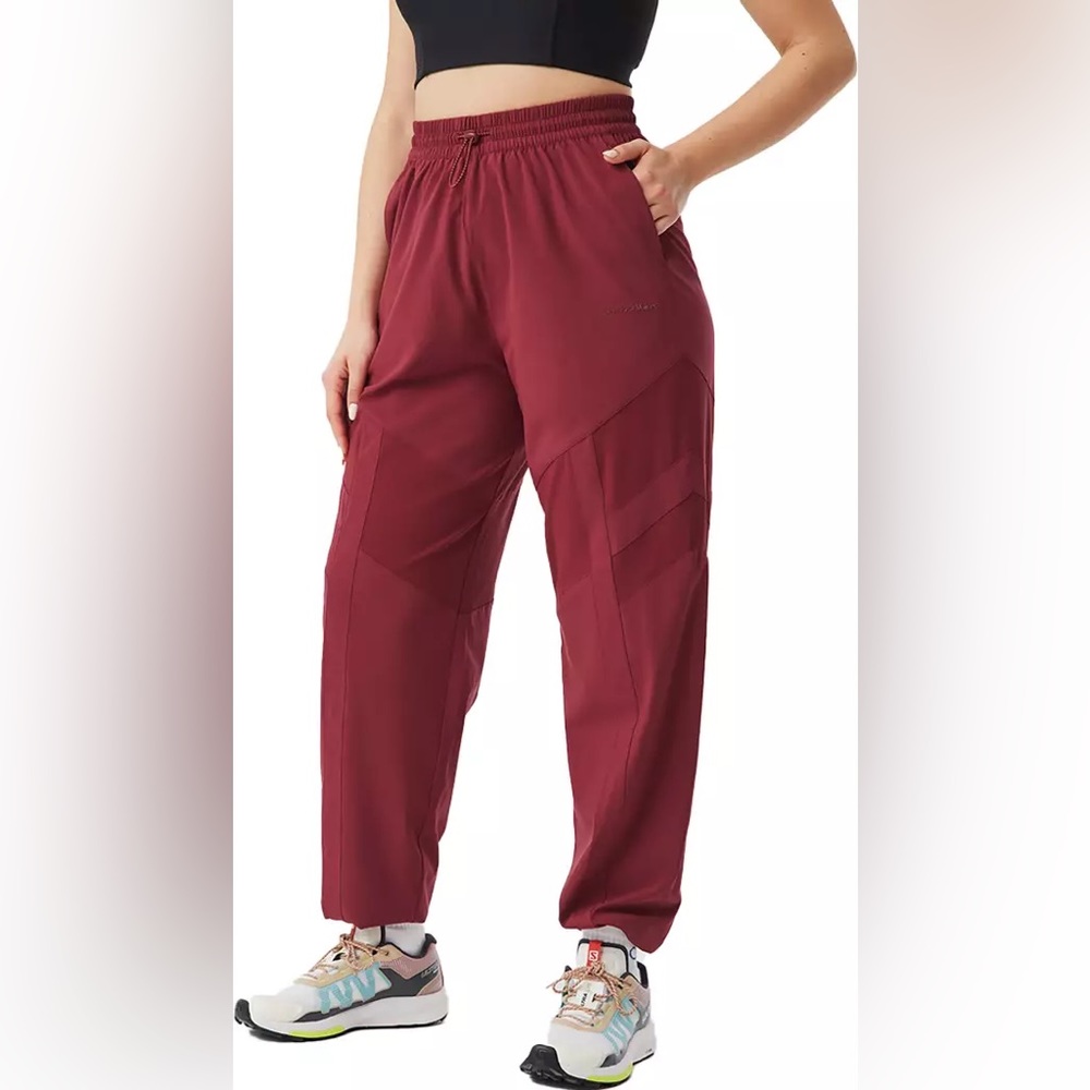 Outdoor Voices Relay Pants in Maroon size XL NWOT Never Worn